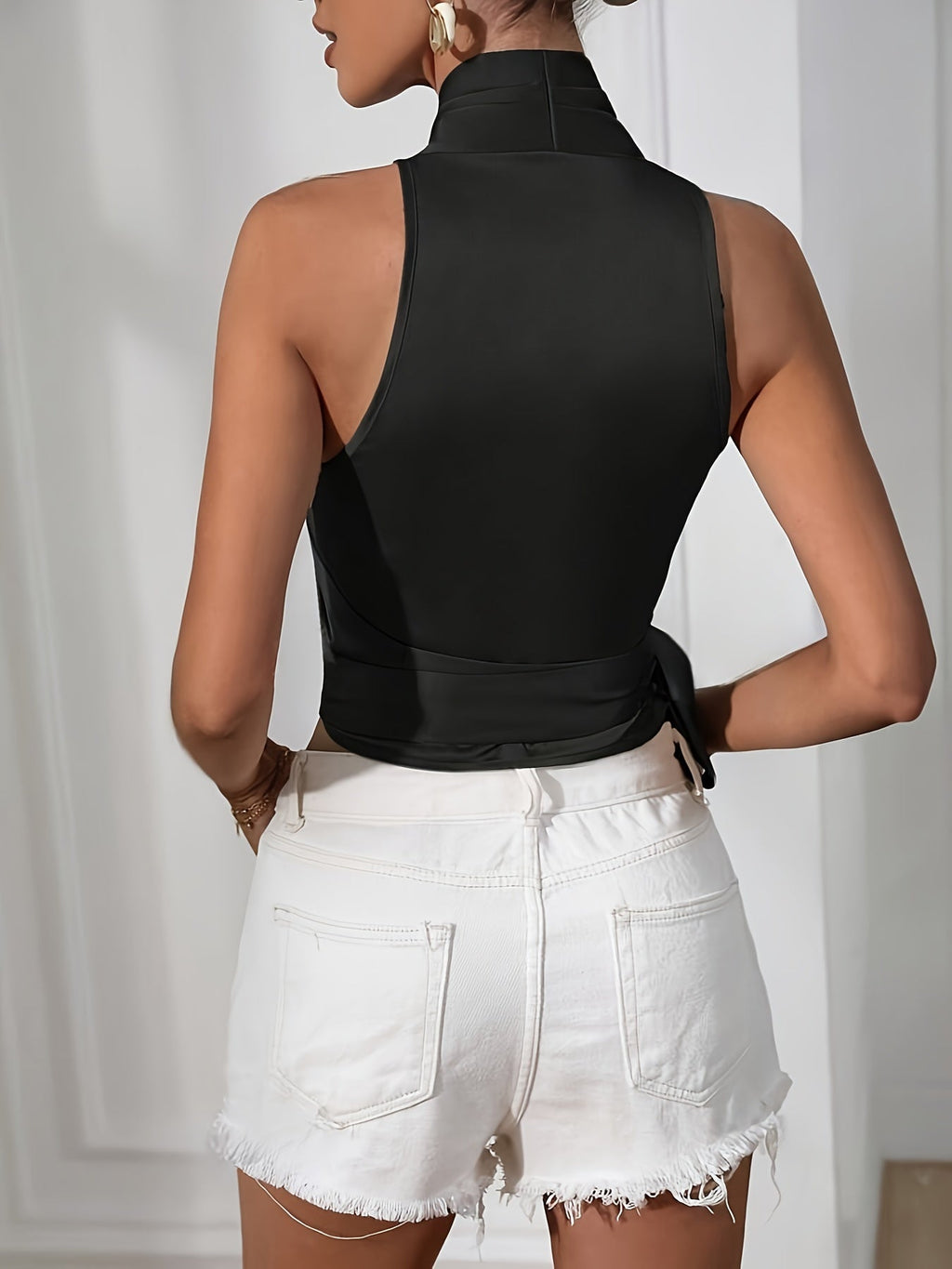 חולצה דגם- נויה