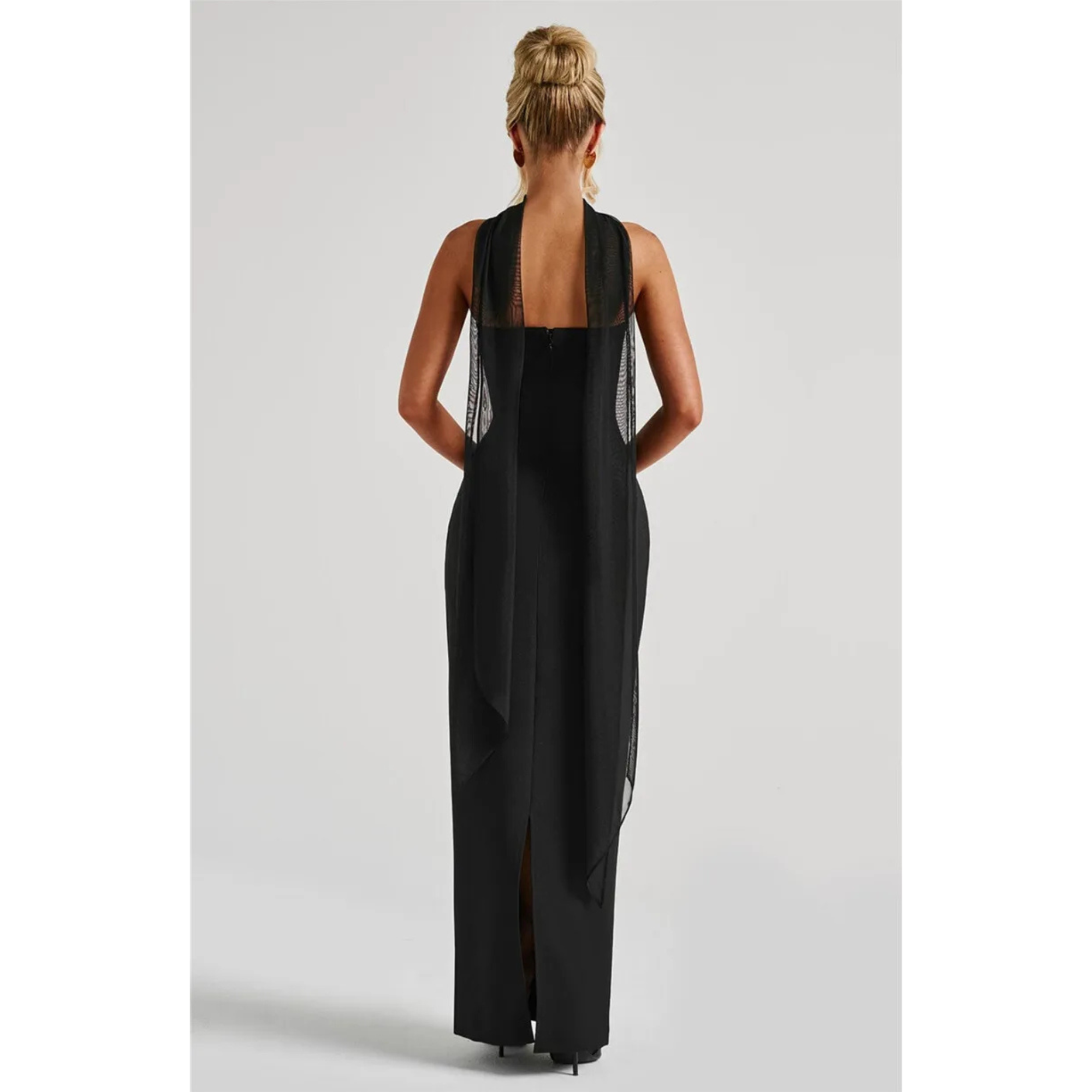 שמלה דגם- אביה