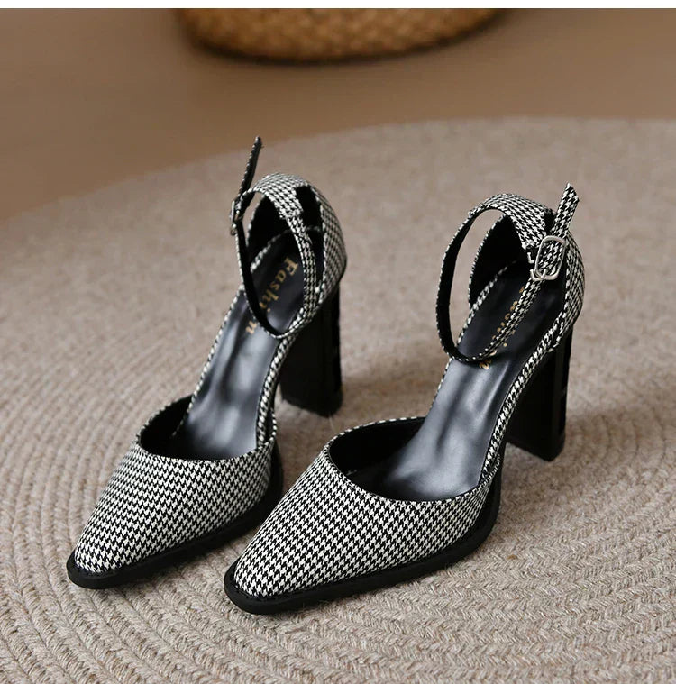 Karin - נעלי עקב דגם