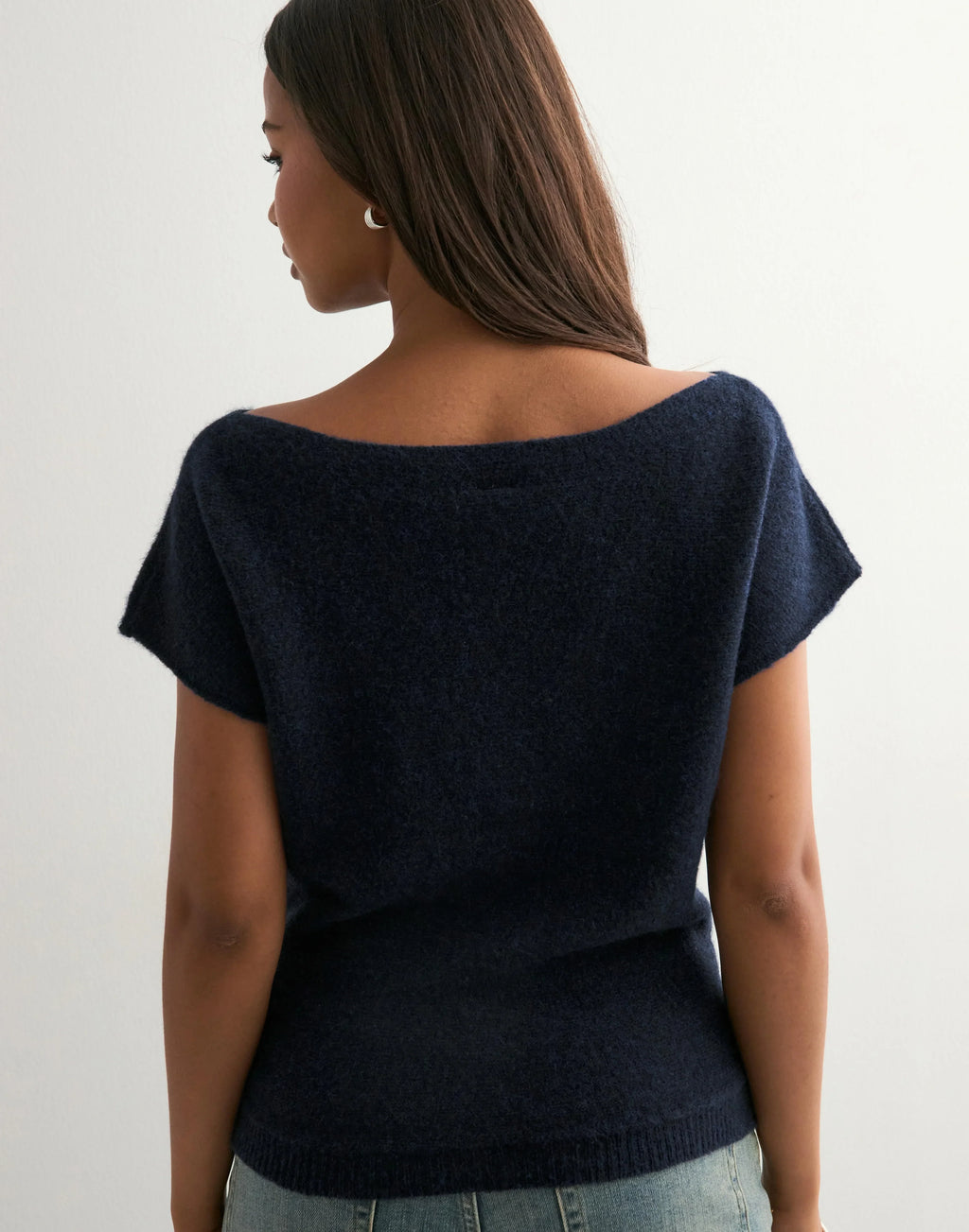 חולצה דגם- אביה